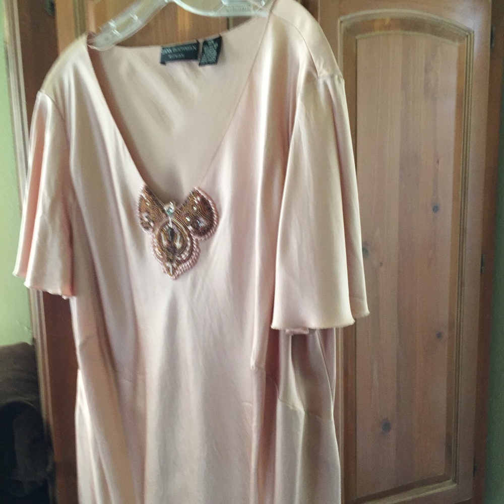 Dana Buchman Woman Silk Top